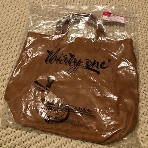 Thirty-one :: Window Shopper Ltd